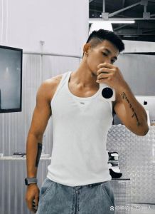 男人厚唇面相：10大征兆与健康性格