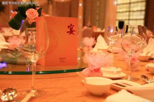 已婚者梦见再婚酒席：内心渴望与期待