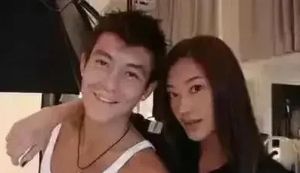 亲吻后的嘴唇：情感界限与心灵洁净