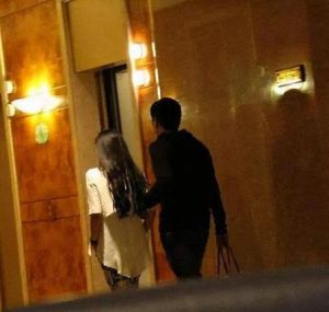 妻子与前男友同单位：婚姻信任危机与应对策略