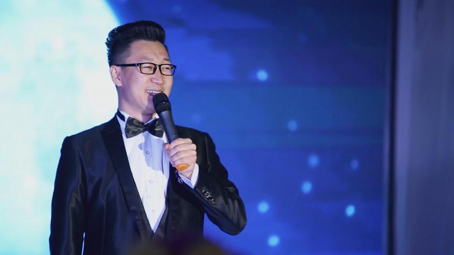 婚礼灵魂工程师：司仪打造浪漫盛宴的秘密