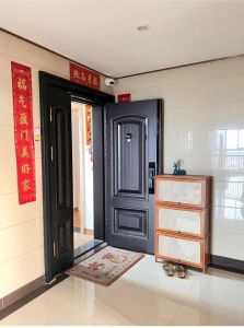 新房只开火不入住：乔迁新解与传统平衡