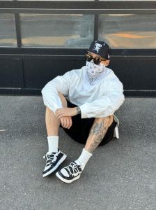 黑白衣装男士性格密码
