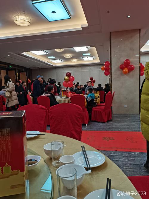 解析梦境：酒席未食的象征意义及启示