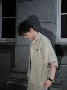 冷色调性格蓝色绿色紫色男生沉稳理性