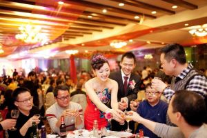再婚酒席梦的寓意：预示新生活还是改变渴望？