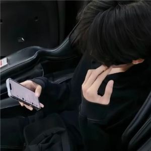 男性偏爱黑色背后的性格密码