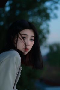 自带清冷气质女生：如何打造独特魅力