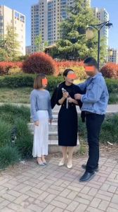 夫妻闹离婚，劝和之道：寻和解之光