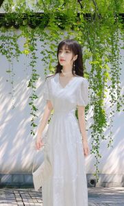 梦境解析：手出血预示吉凶，运势变化