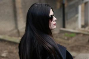 女人梦见黑发：深层含义与运势预示