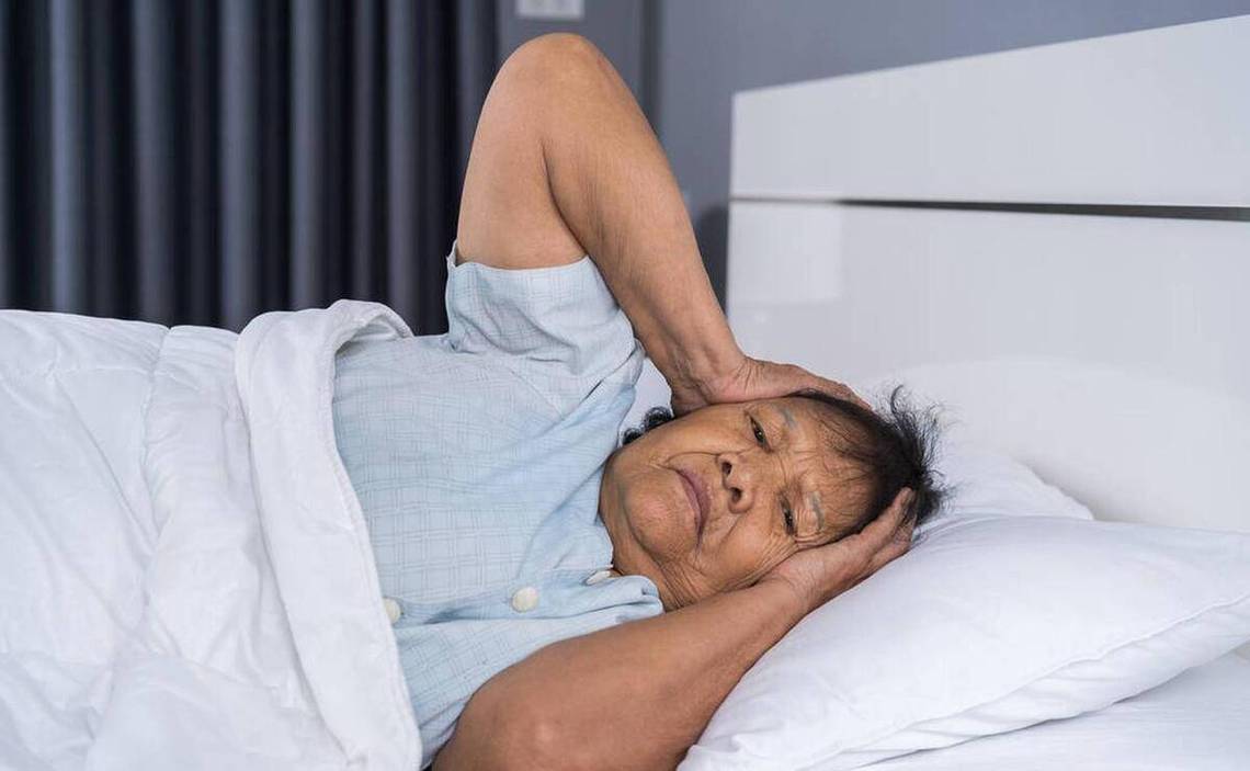 老年人失眠对策：心理调节与生活改善全攻略