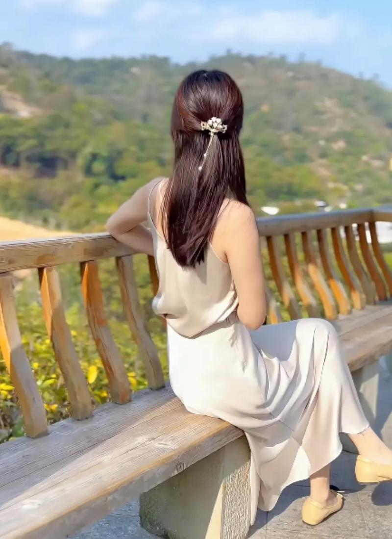 不合群女生：独特魅力之谜