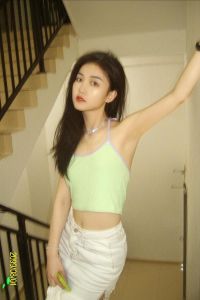 内向女孩社交困境孤独心理与应对策略