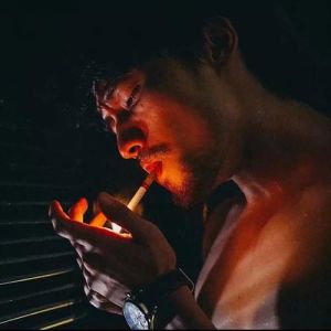 独来独往的男人：懦弱还是强大？