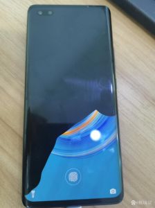 梦见手机进水：预示挑战还是财运？梦境寓意！