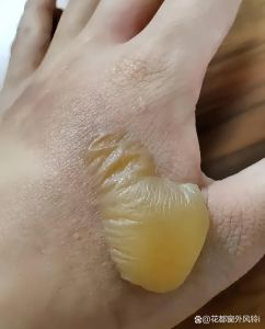 梦境解析：手机被水泡，职场情感财运暗示
