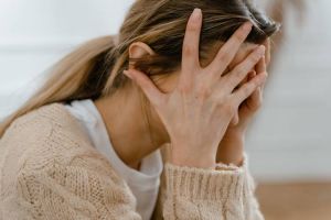 战胜负能量：如何保持正能量，避免情绪传染