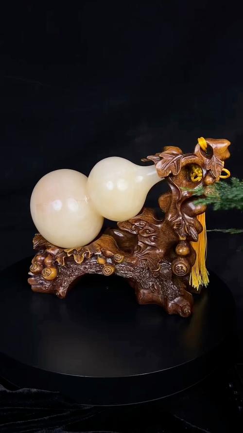 白玉葫芦：吉祥背后的健康隐患及正确食用指南