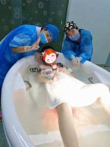 50岁女性梦境解码：分娩之梦的深层寓意