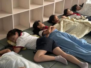 青春期躺平三阶段及家长应对策略