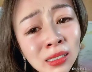 面相学：板着脸女人命运真的苦吗？