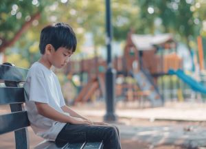 孩子沉默背后的秘密：如何帮助他们开口说话？
