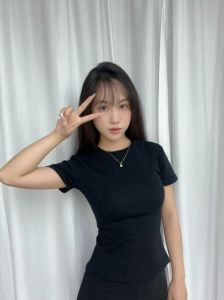 男生为何偏爱保守女孩？心理学视角解析