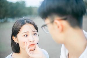 女孩暗恋微妙信号：心动瞬间的秘密