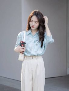 保守女性着装：个性与生活哲学的内涵