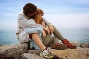 女人为何深切思念一个男人：爱情极致的情感纠葛