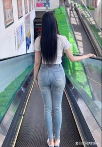 街头时尚解码：高回头率穿搭秘诀