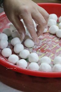 搬家食俗：汤圆饺子寓意吉祥，新居美食祈愿美好时光
