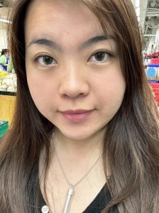 素颜美女五大自信迹象与特质