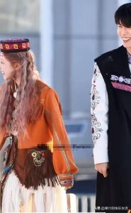 沙溢强吻宋雨琦引争议，网友质疑节目组处理不当