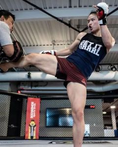 《永无止境》 张伟丽真实成长路，格斗女王励志人生！