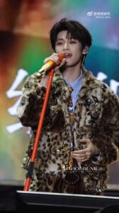 梓渝官宣巡演，极速小鱼邀你共游！