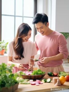 探讨：一家温馨厨房中的漂亮后妈与继子甜蜜互动秀恩爱瞬间