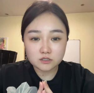 坠亡姐弟生母宣布新恋情，寻找安全感，但内心仍存恐惧