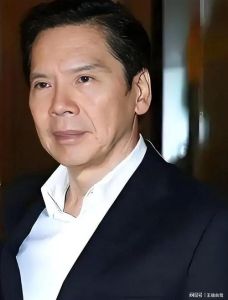向华强《向上家族智慧课》399元，卖课220份