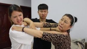婆媳冷战，婆媳冷战？送鸡蛋水果缓和气氛
