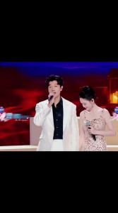 《天生一对》夫妻综艺，《天生一对》甜蜜是真的吗？观众想看真实婚姻