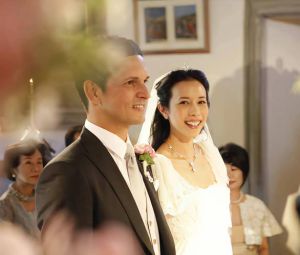 跨国婚姻是真爱还是假爱，跨国婚姻光鲜亮丽？背后经济文化博弈多