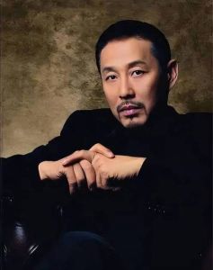 什么长相招老男人喜欢，老男人为啥爱温柔女生？气质比脸重要